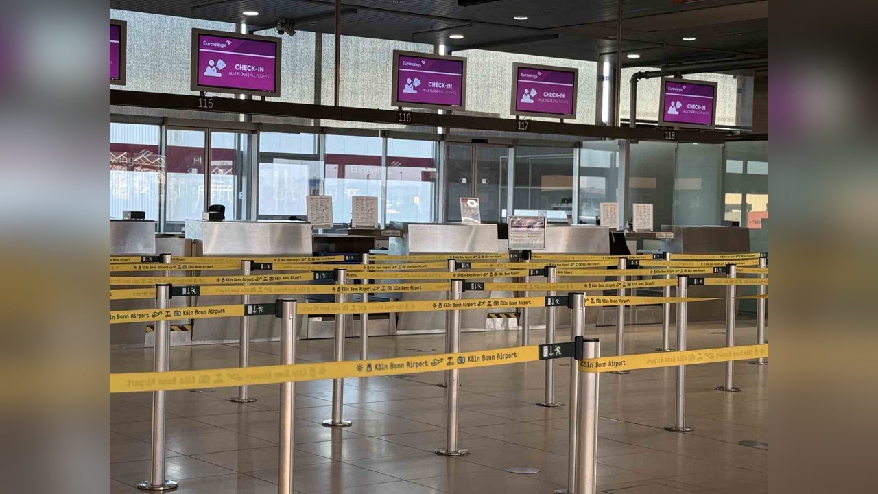 Düsseldorf ve Köln Havaalanlarında Grev Uçuşları Etkiledi