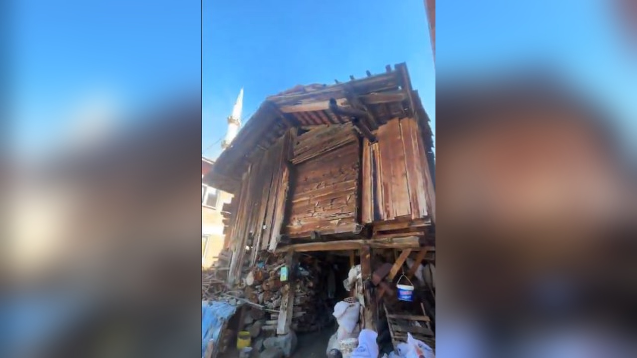 Bakanlık, Şehit Annesine Ev Vaadini Yerine Getiriyor