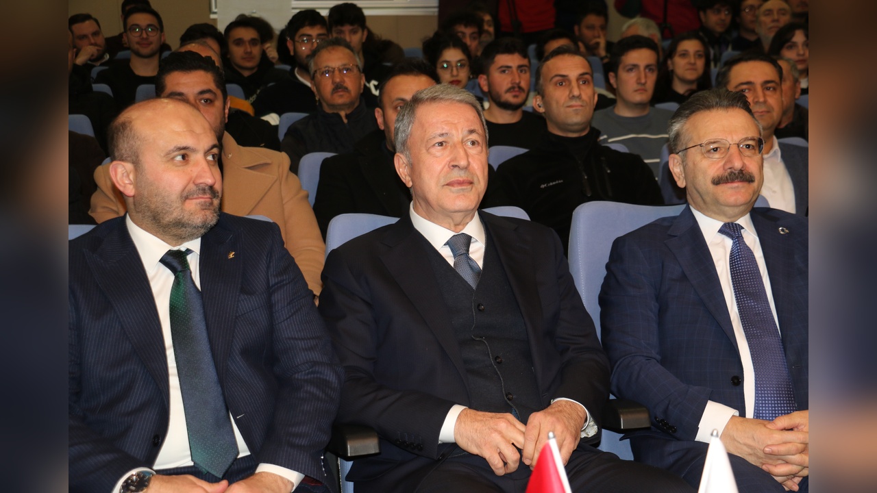 Akar'dan Uyarı: Gerilimler Artıyor, Çatışma Riski Var