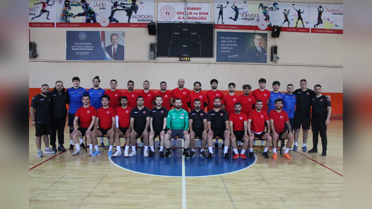İşitme Engelli Futsal Milli Takımı, Avrupa Şampiyonası Hazırlıklarını Aksaray'da Sürdürüyor