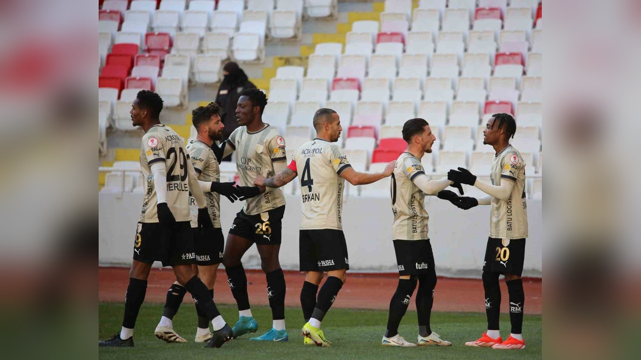 Bodrum FK, Sivasspor'u İlk Yarıda Geride Bıraktı