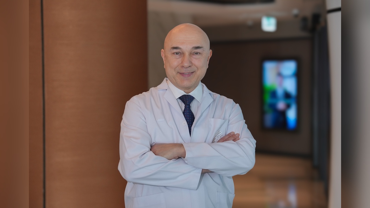 Doç. Dr. Ali Zırh'tan Önemli Başarı: 2000'inci Parkinson Ameliyatı Gerçekleşti