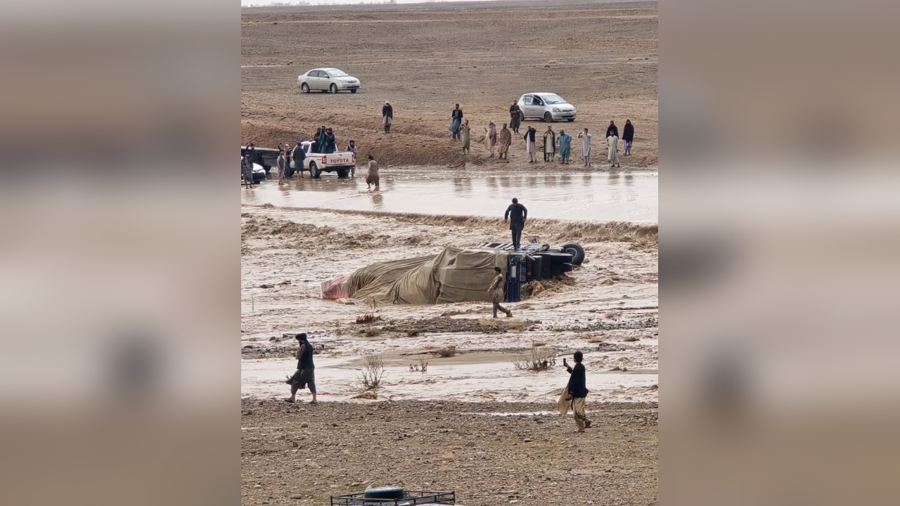 Afganistan'da Sel Felaketi: 21 Kişi Hayatını Kaybetti