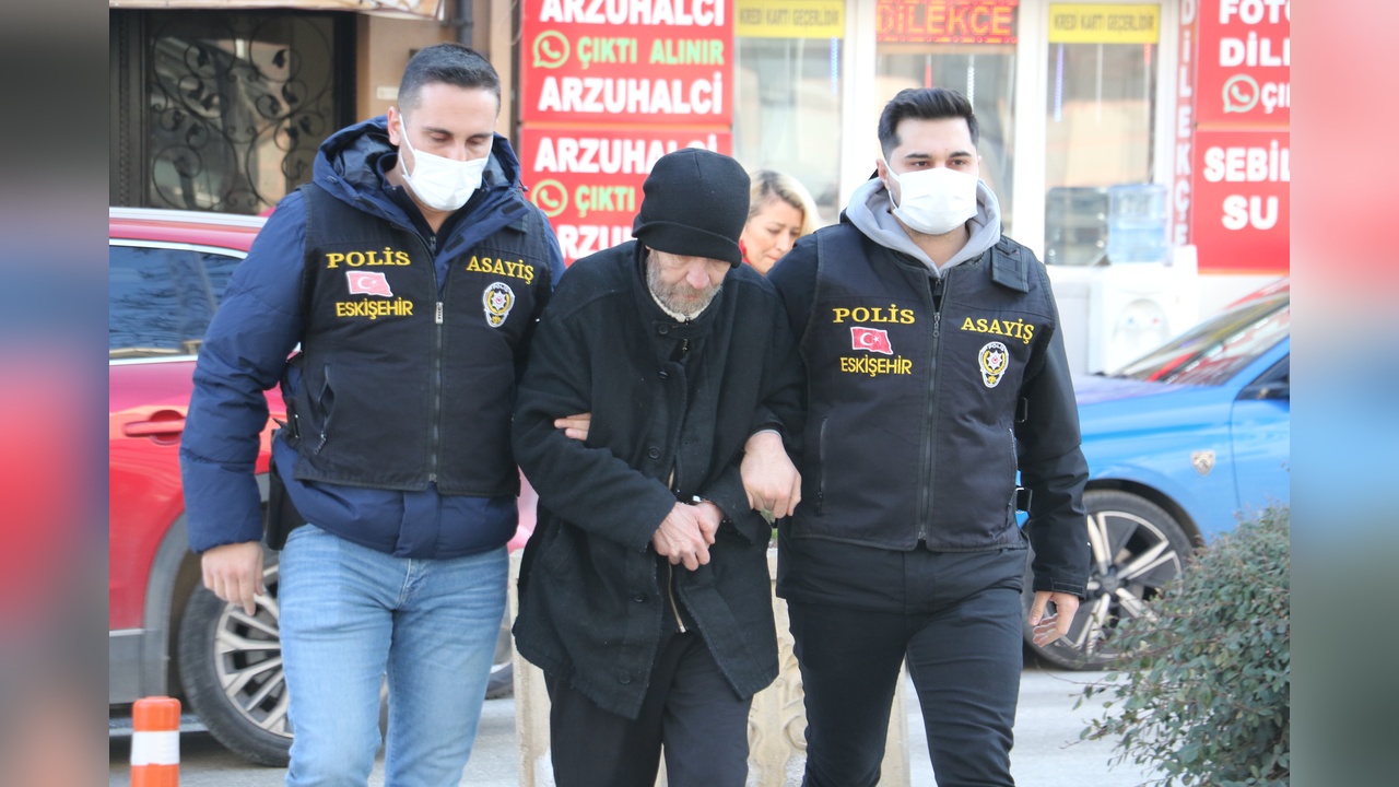 Kardeşinin Kimliğini Kullanan Firari 12 Yıl Sonra Yakalandı