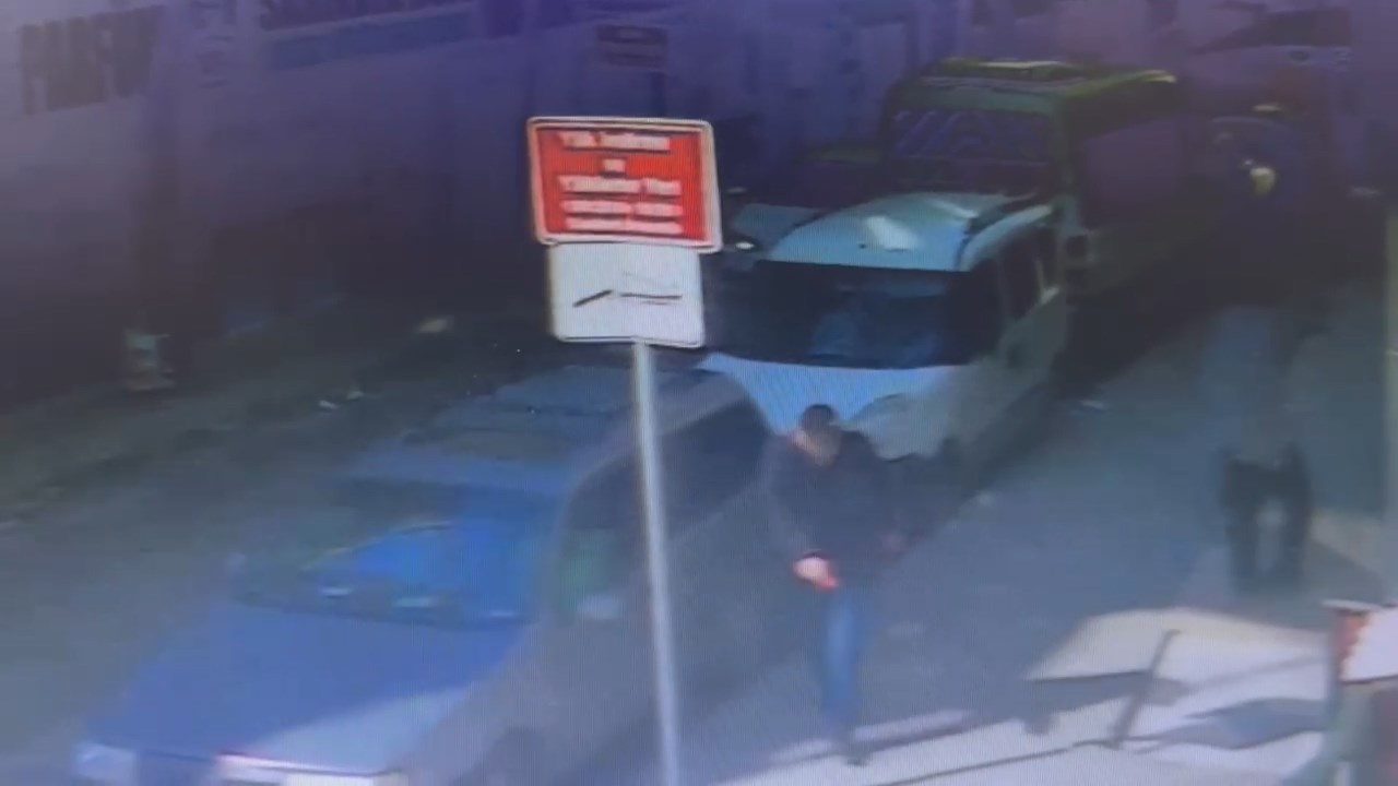 Saldırganlar otomobille yaklaşarak ateş açtı, bir kişi yaralandı