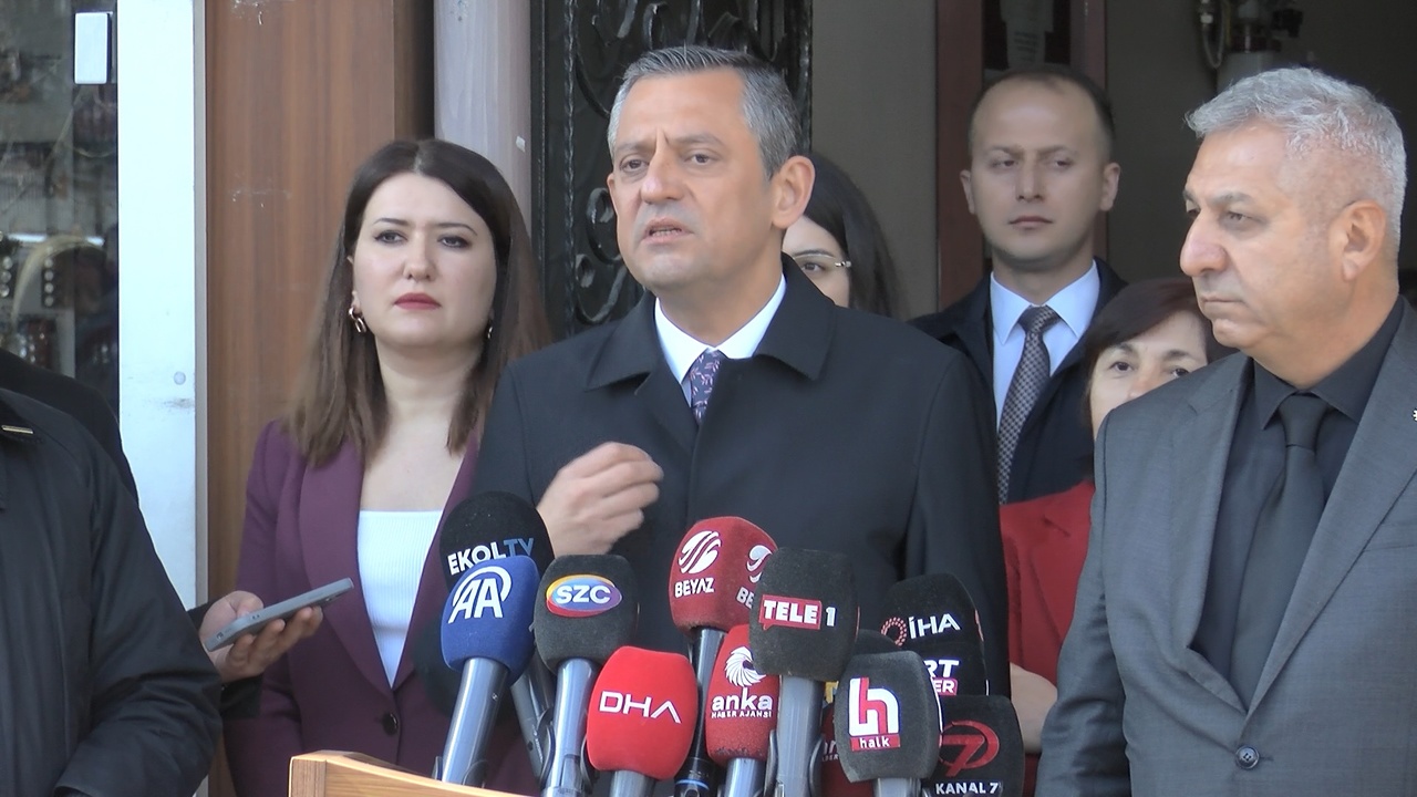Özgür Özel'den Diploma İptali Açıklaması