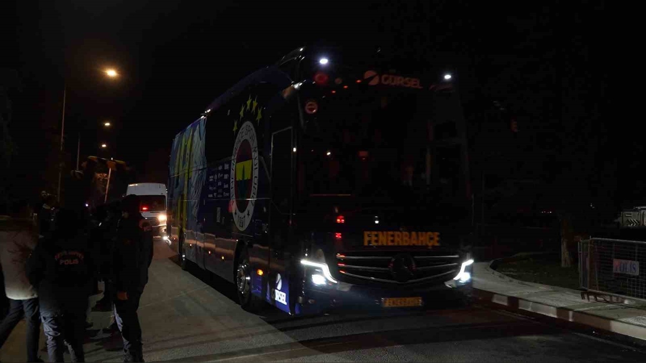 Fenerbahçe, Gaziantep'te Maç Yaptı