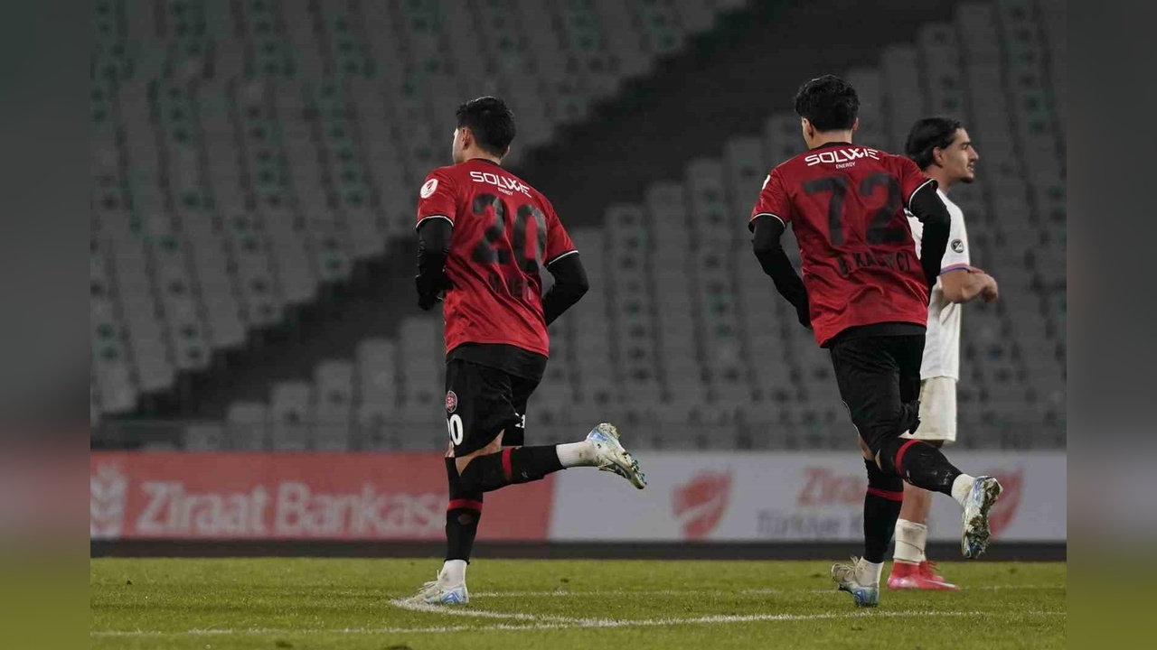 İskenderunspor, Ziraat Türkiye Kupası'nda Fatih Karagümrük'ü Geçti