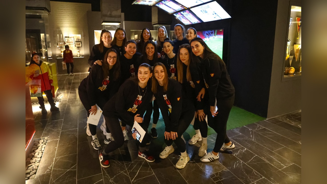 Göztepe Voleybol Takımı, Finaller Öncesi Müzeyi Gezdi