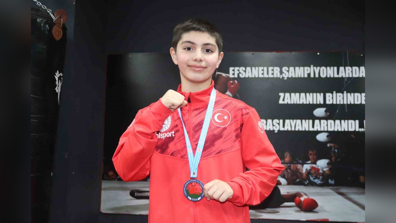Film İlhamı ile Şampiyonluk: Türkiye'nin Yeni Şampiyonu