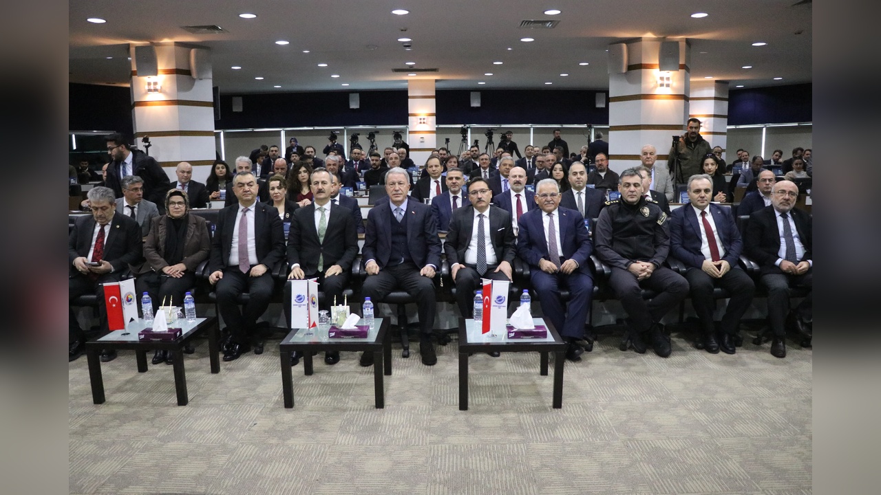 Savunma Sanayii'nde Eşsiz Büyüme Trendleri