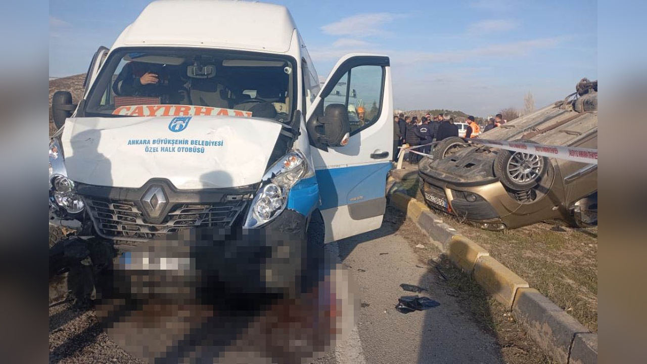 Ankara'da Trafik Kazası: Öğrenci Servisi ve Hafif Ticari Araç Çarpıştı