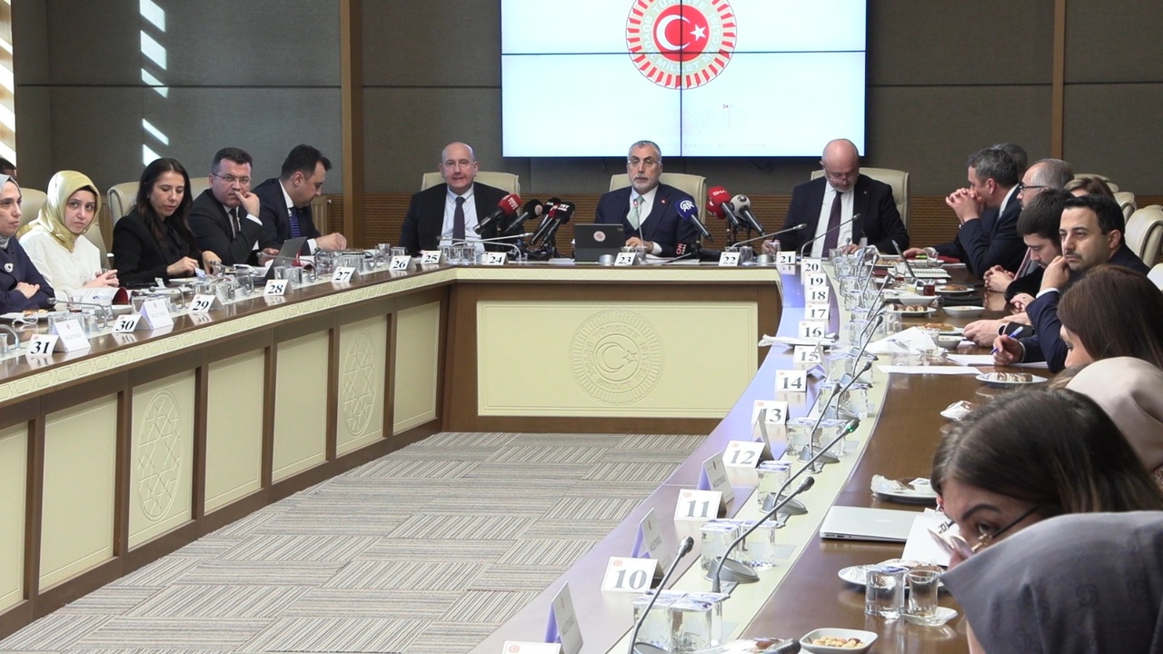 Bakan Işıkhan, Kadın İstihdamı Hedeflerini Açıkladı