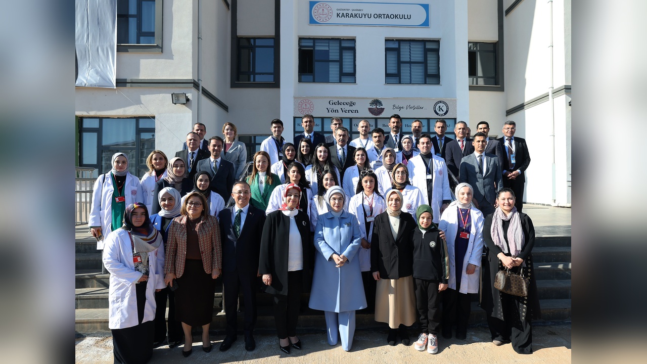Emine Erdoğan, 28 Şubat Sürecini Değerlendirdi