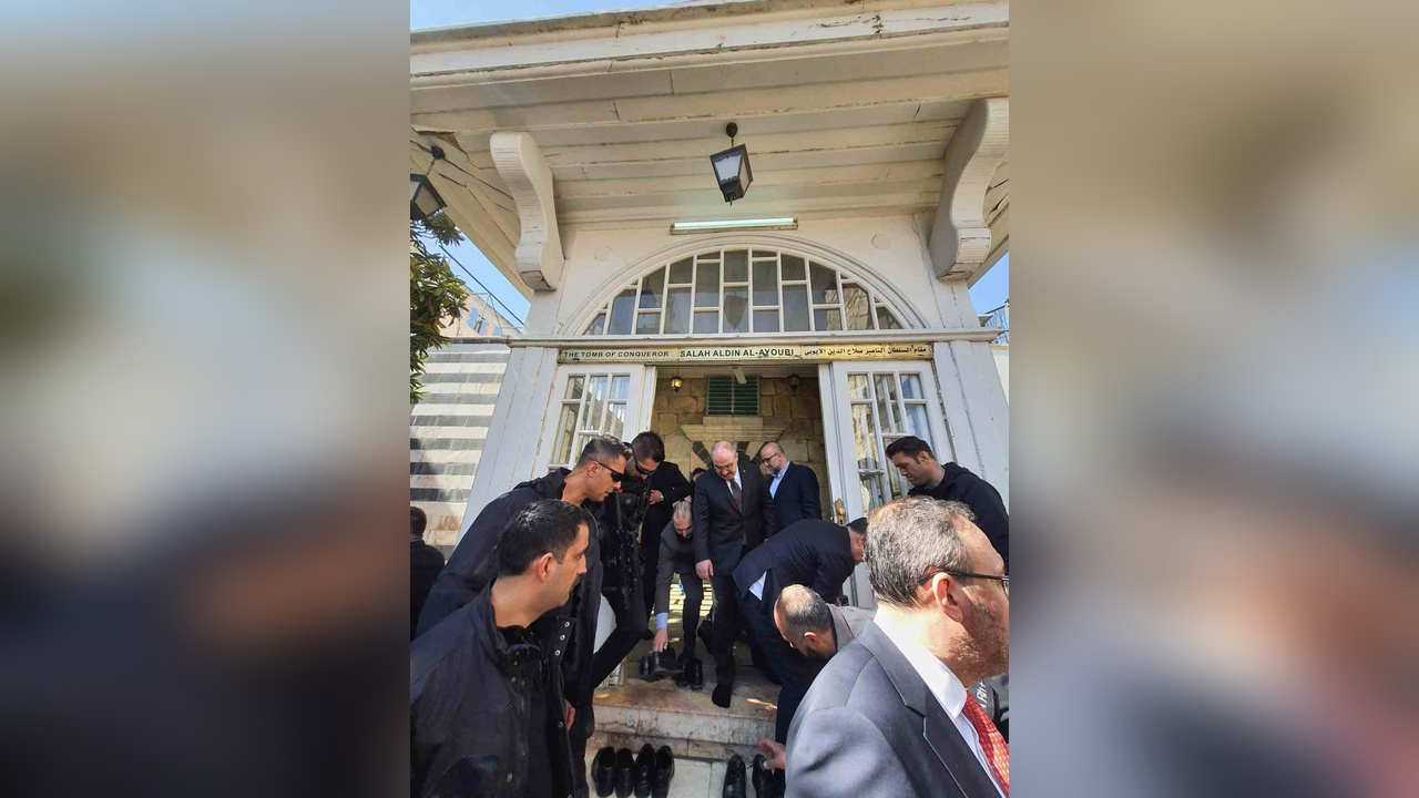 Bilal Erdoğan, Emevi Camii'nde Cuma Namazı İkame Etti