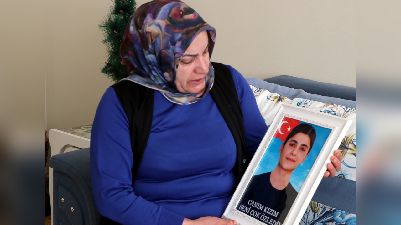 Evlat Eylemi Devam Ediyor: Anne Silahların Bırakılmasını İstedi