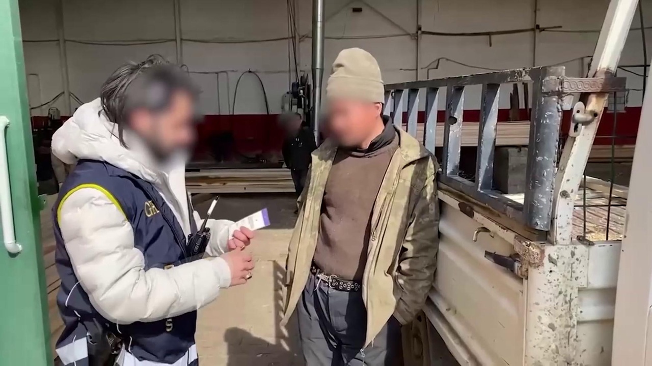 İzinsiz Göçmen Çalıştıran İş Yerlerine Cezai İşlem Uygulandı