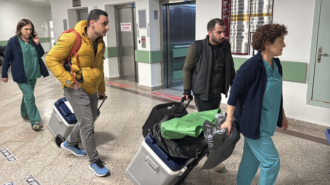 Beyin Ölümü Gerçekleşen Bireyden Üç Hastaya Organ Nakli