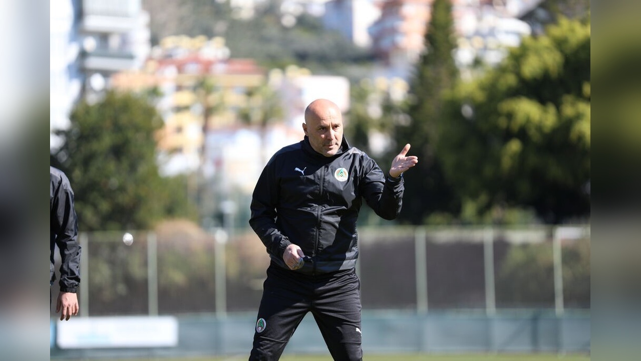 Alanyaspor, Çaykur Rizespor ile Oynayacağı Maç İçin Hazırlıklarını Tamamladı