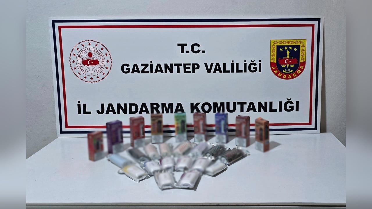 Gaziantep'te Kaçakçılık Operasyonu: 14 Kişi Gözaltında