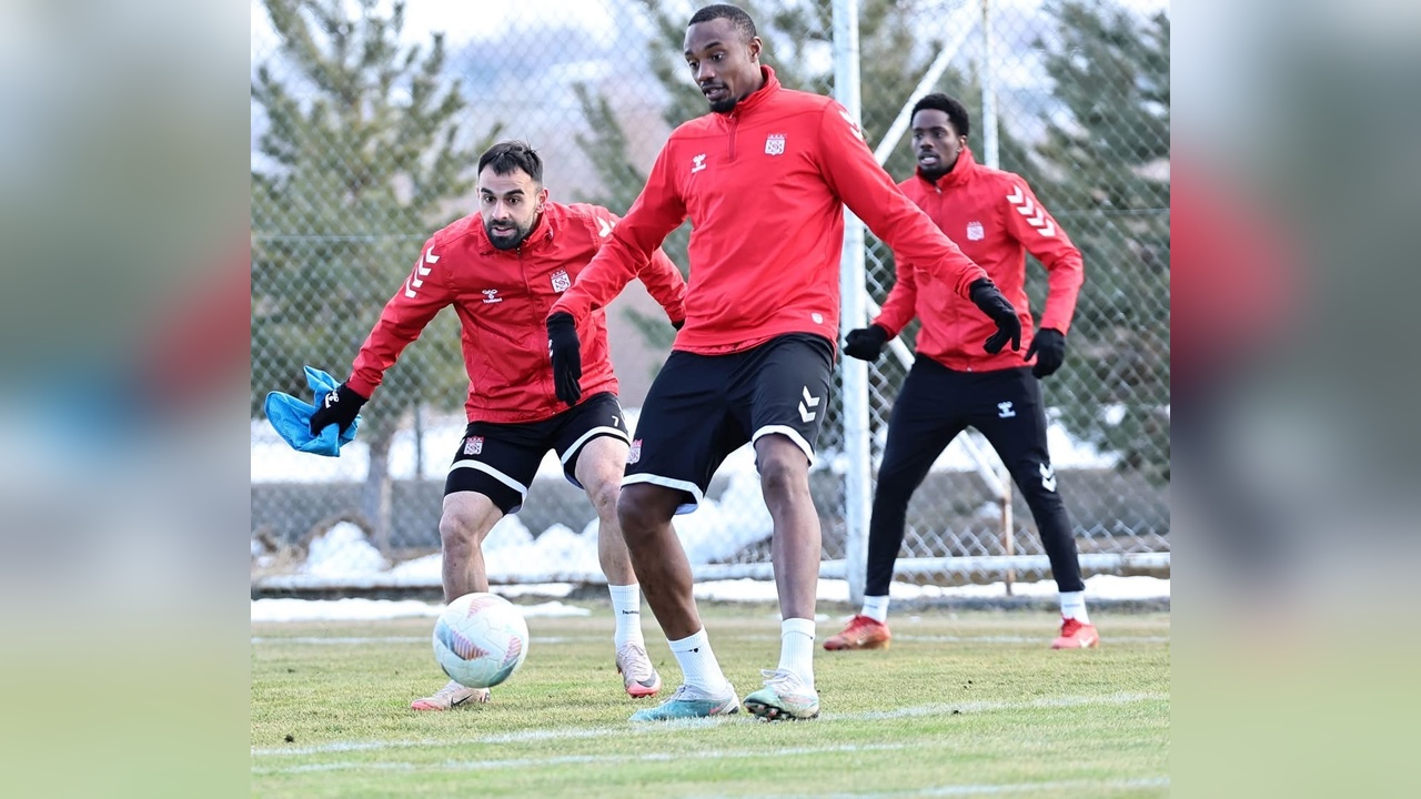 Sivasspor, Başakşehir Maçına Hazırlıklarını Devam Ettiriyor
