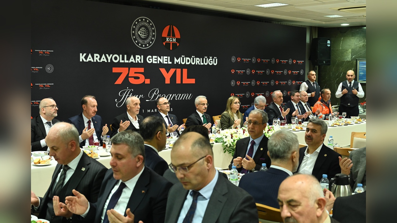 Ulaştırma Bakanı Uraloğlu'ndan Karayolları Teşkilatı Açıklaması