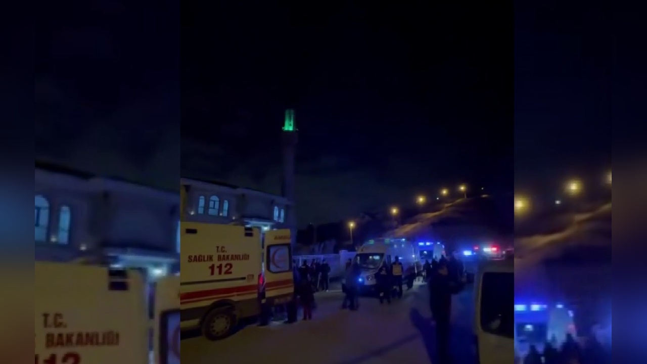 Ankara'daki Camide Doğal Gaz Sızıntısı: 16 Kişi Hastaneye Sevk Edildi