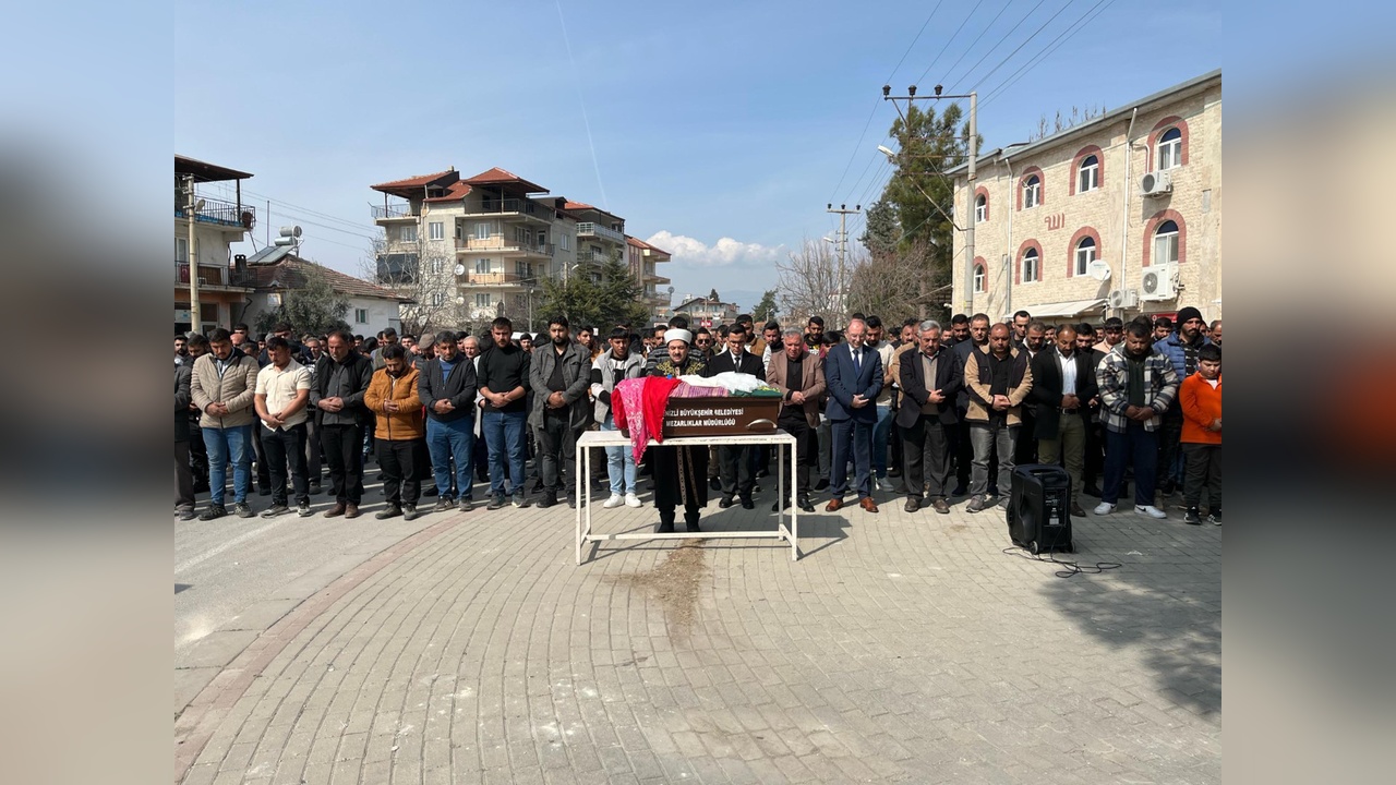 Nazlı'nın cenazesi defnedildi