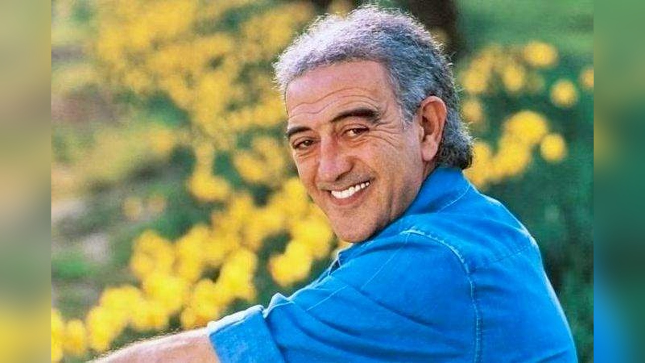 Ünlü Sanatçı Edip Akbayram Hayatını Kaybetti