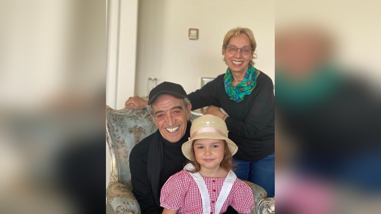 Ünlü sanatçı Edip Akbayram yaşamını yitirdi