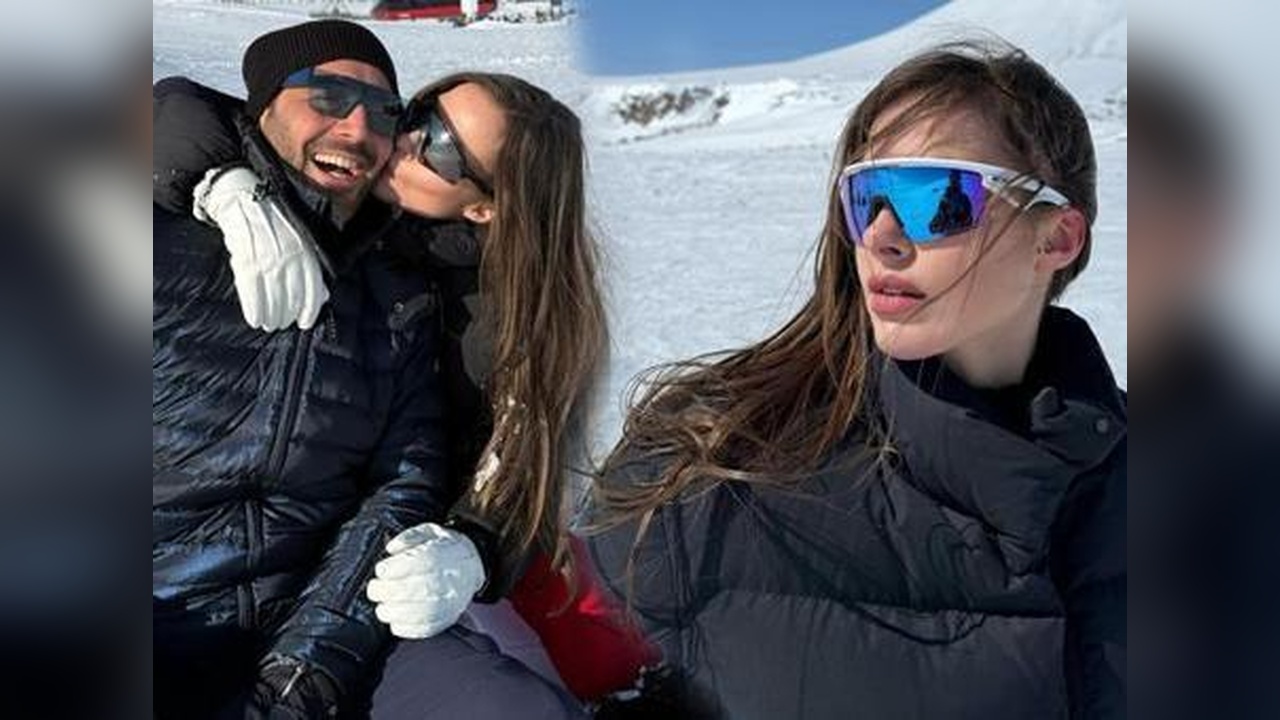 Bensu Soral ve Hakan Baş, Tatildeki Anlarını Paylaştı