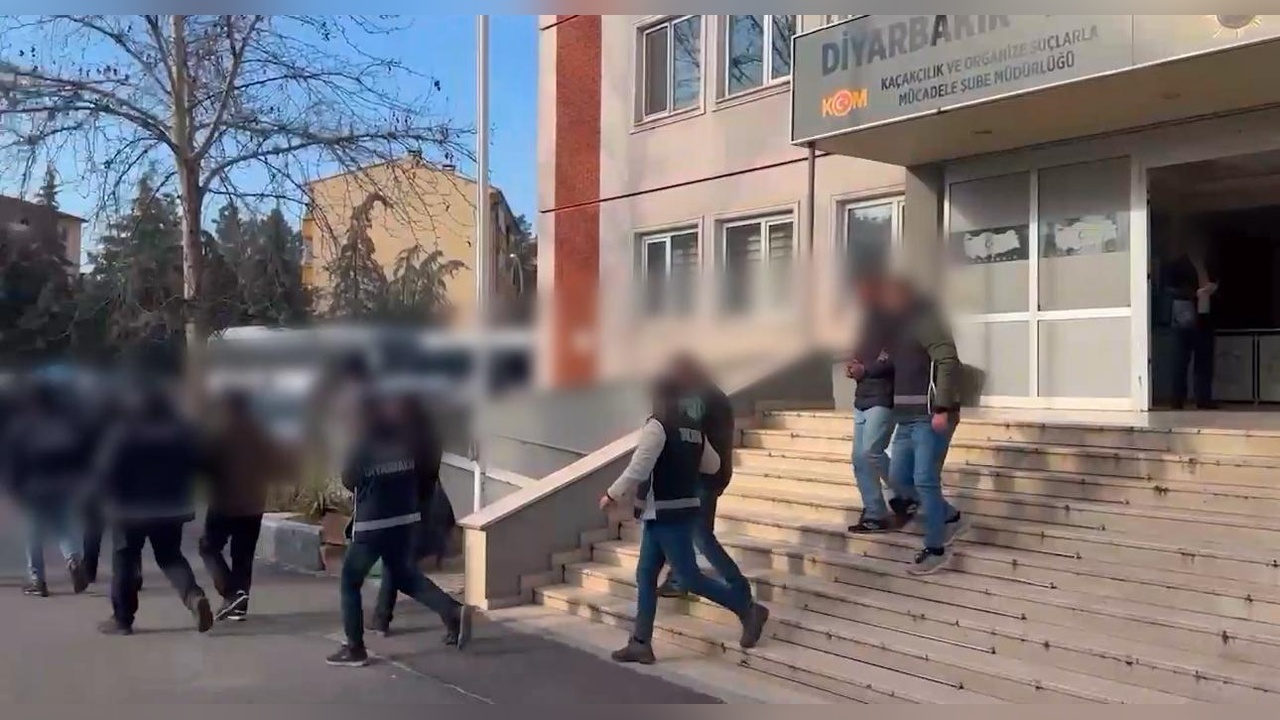Sınav Usulsüzlüğü Operasyonunda 26 Kişi Tutuklandı