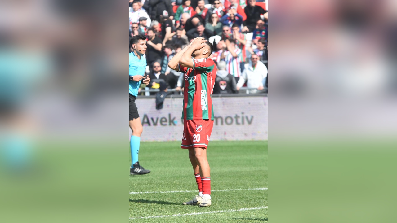 Karşıyaka, Ligdeki Rakipleriyle Eşit Seviyeye Geldi