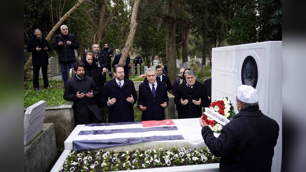 Serdal Adalı, Süleyman Seba'nın Kabrini Ziyaret Etti