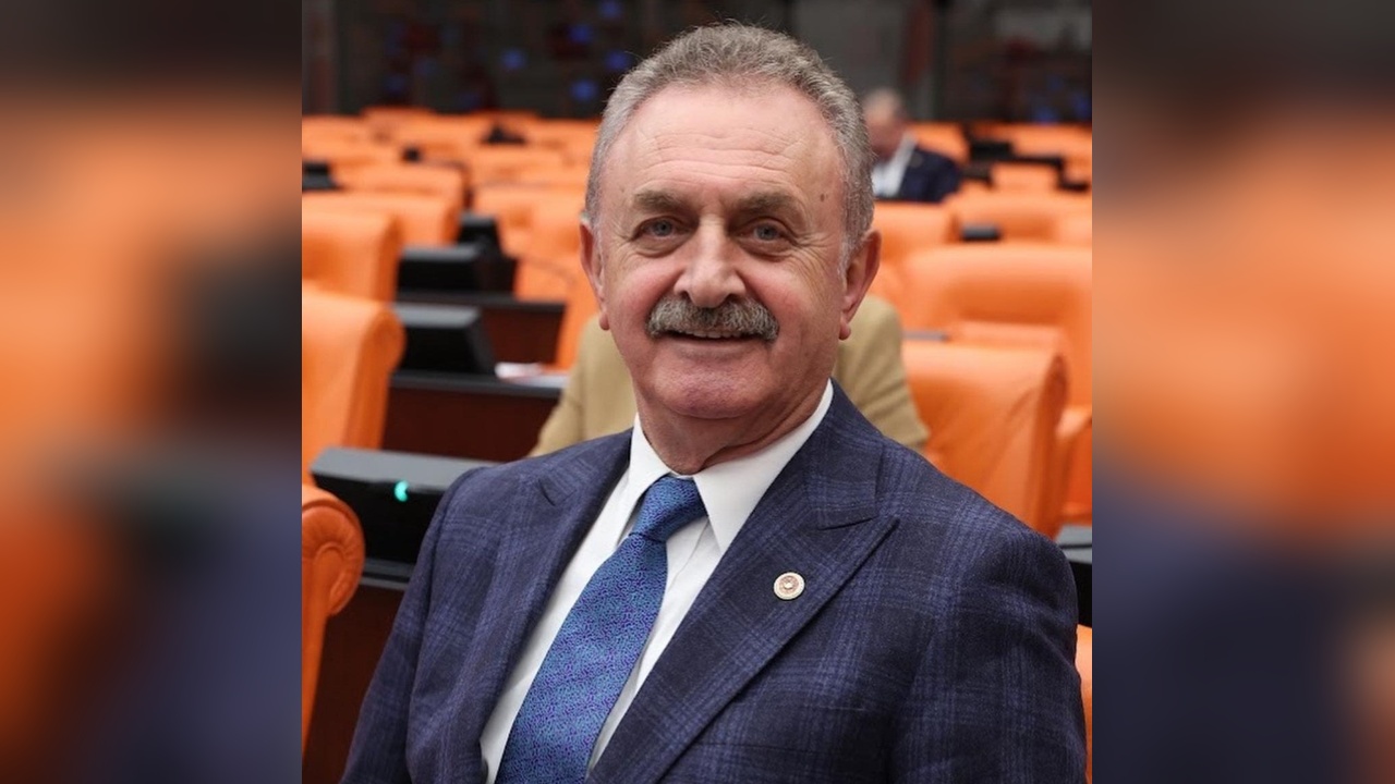 Kocaeli'de CHP Milletvekili Çiler'in Aracının Karıştığı Kaza