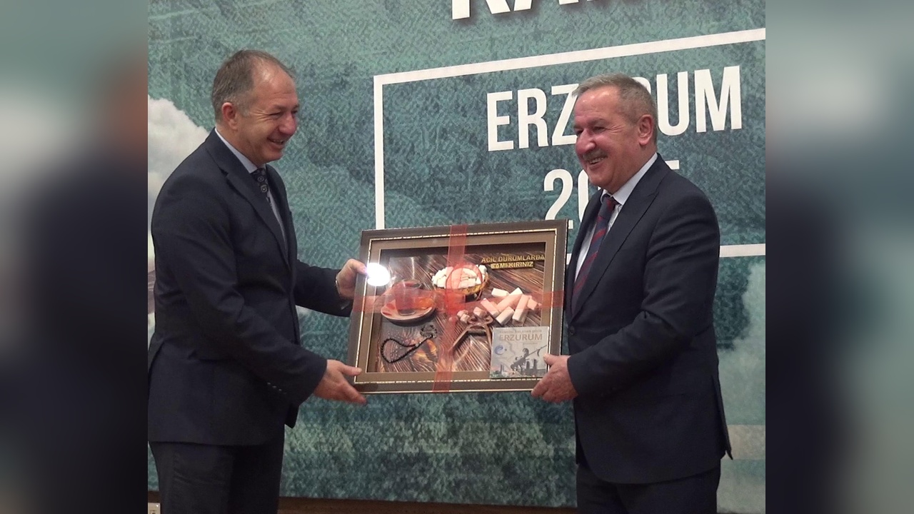 Oltu Taşı, Kıtlam Şekeri ve Limonlu Çay Rölyefi Yapıldı