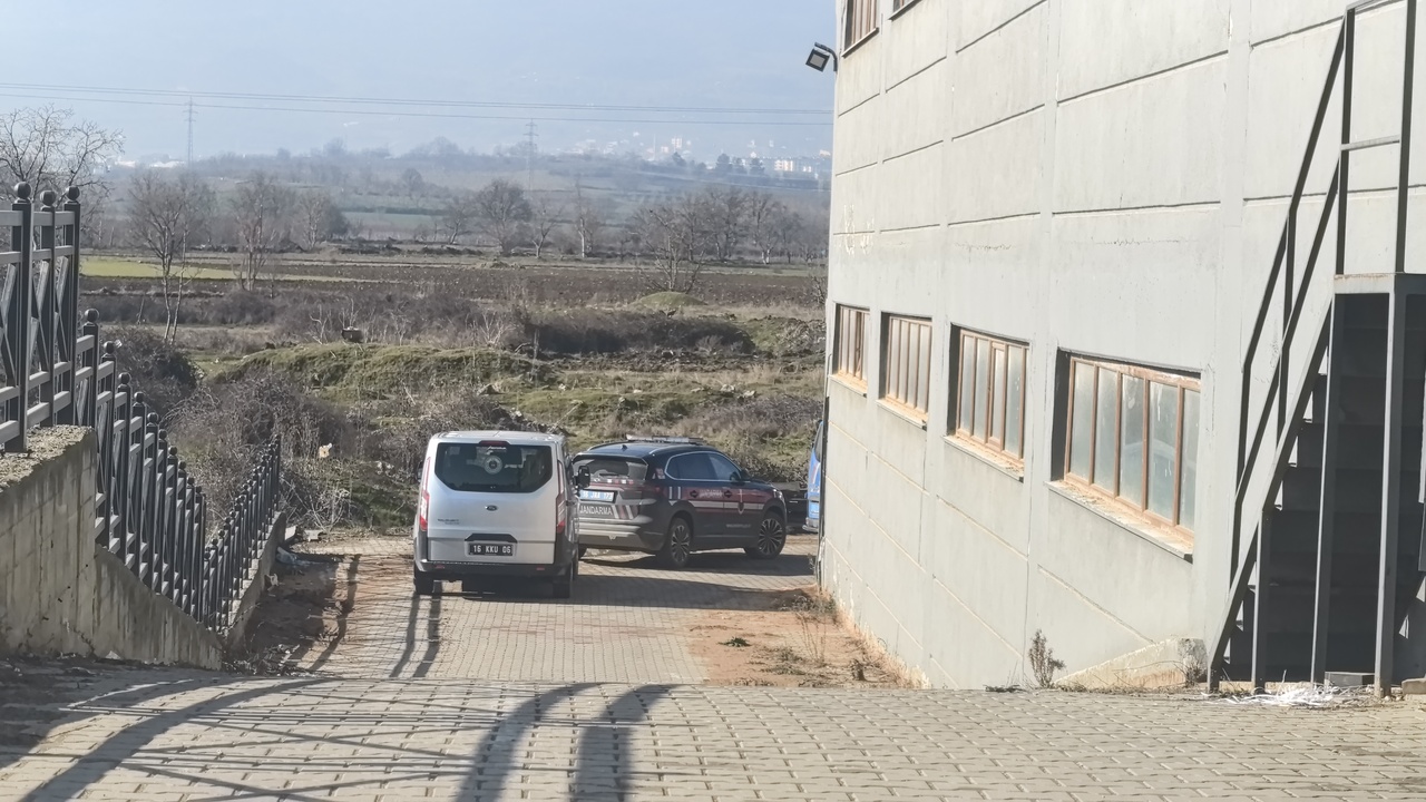 Fabrikada Bekçilik Yapan Kişi Ölü Bulundu