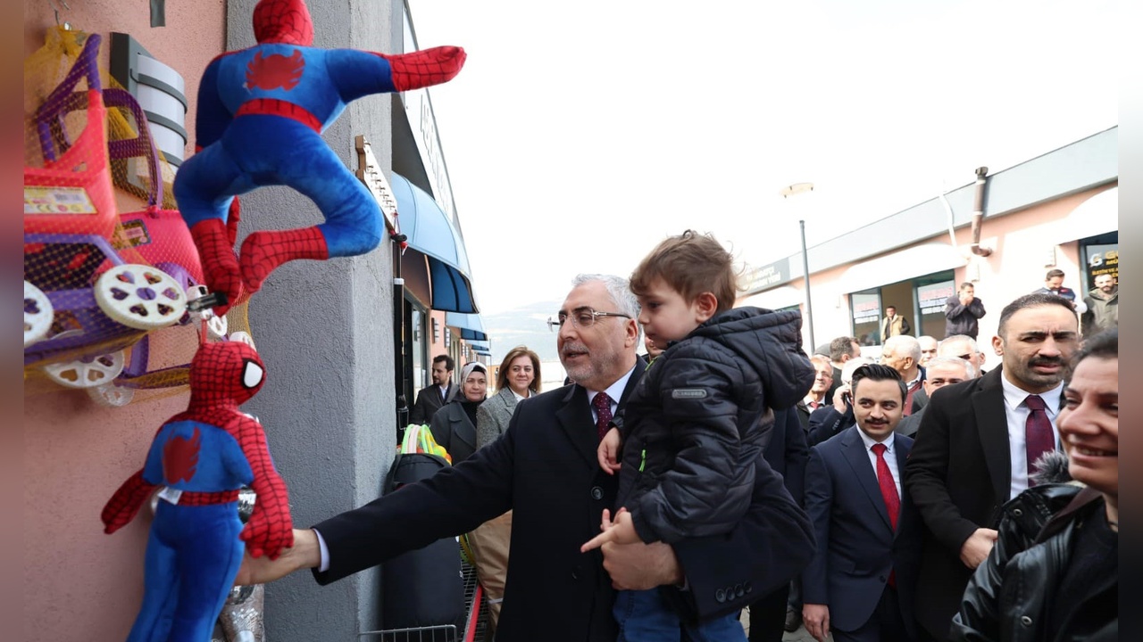 Bakan Işıkhan, Vatandaşların İhtiyaçlarına Dikkat Çekti