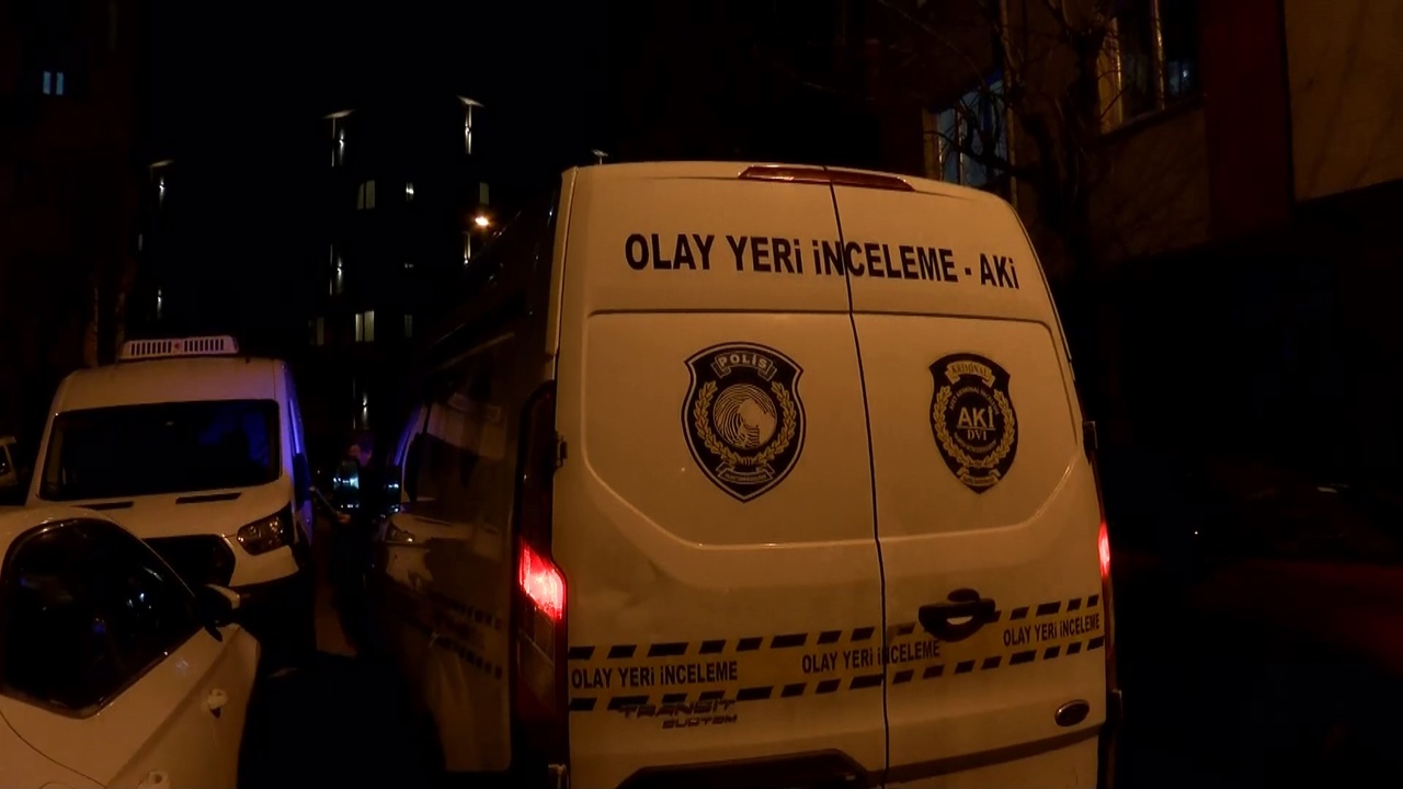 Güngören'de Çocuklar Taşların Arasında Ölü Cenin Buldu