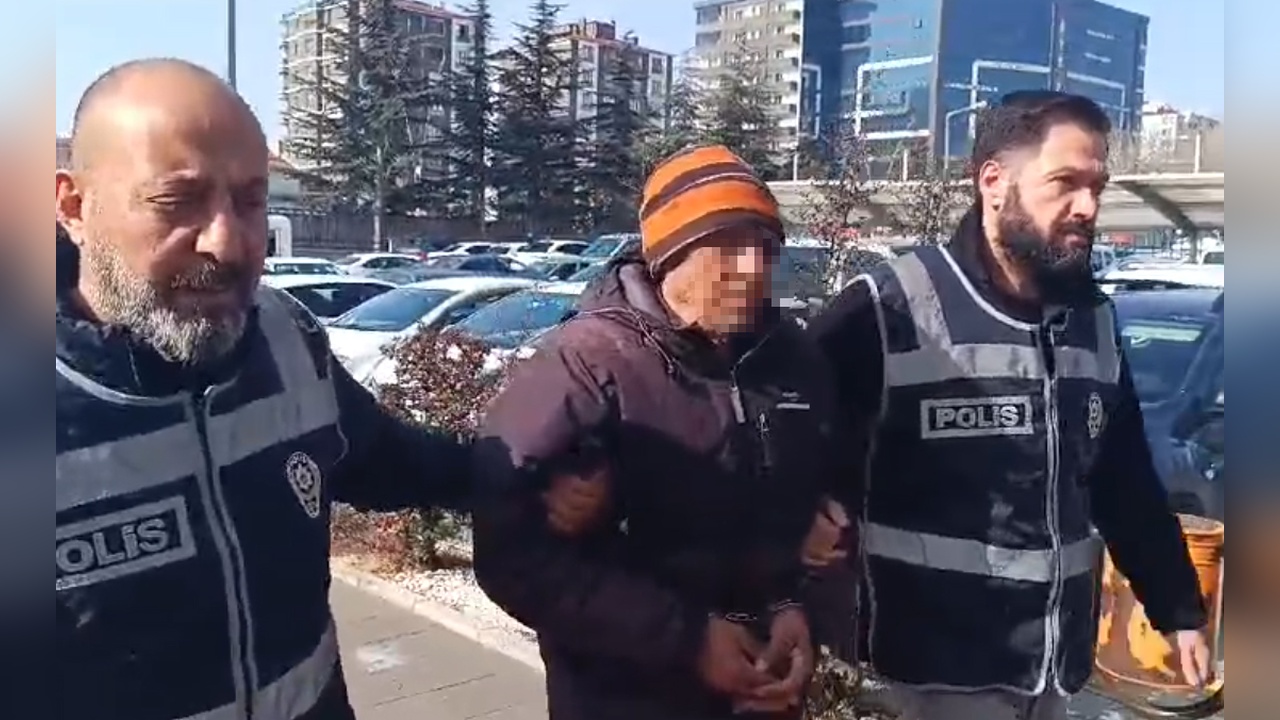 Doktoruna Saldıran Şüpheli, Yapay Zeka İddiasında Bulundu