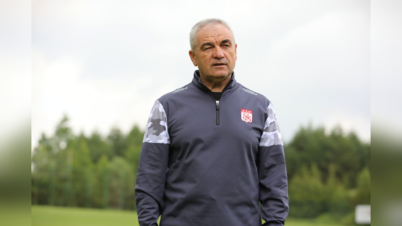 Sivasspor, Rıza Çalımbay ile Yeni Bir Döneme Başlıyor