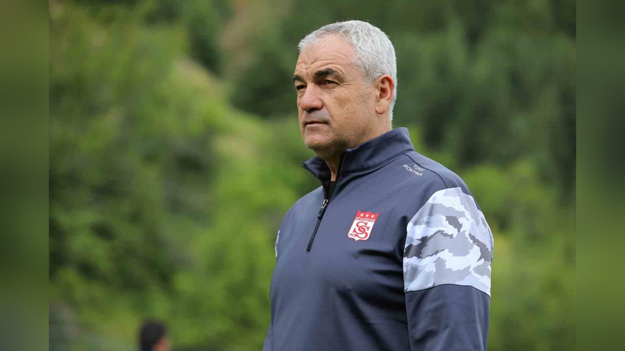 Rıza Çalımbay, Sivasspor'un Yeni Teknik Direktörü Olarak Atandı