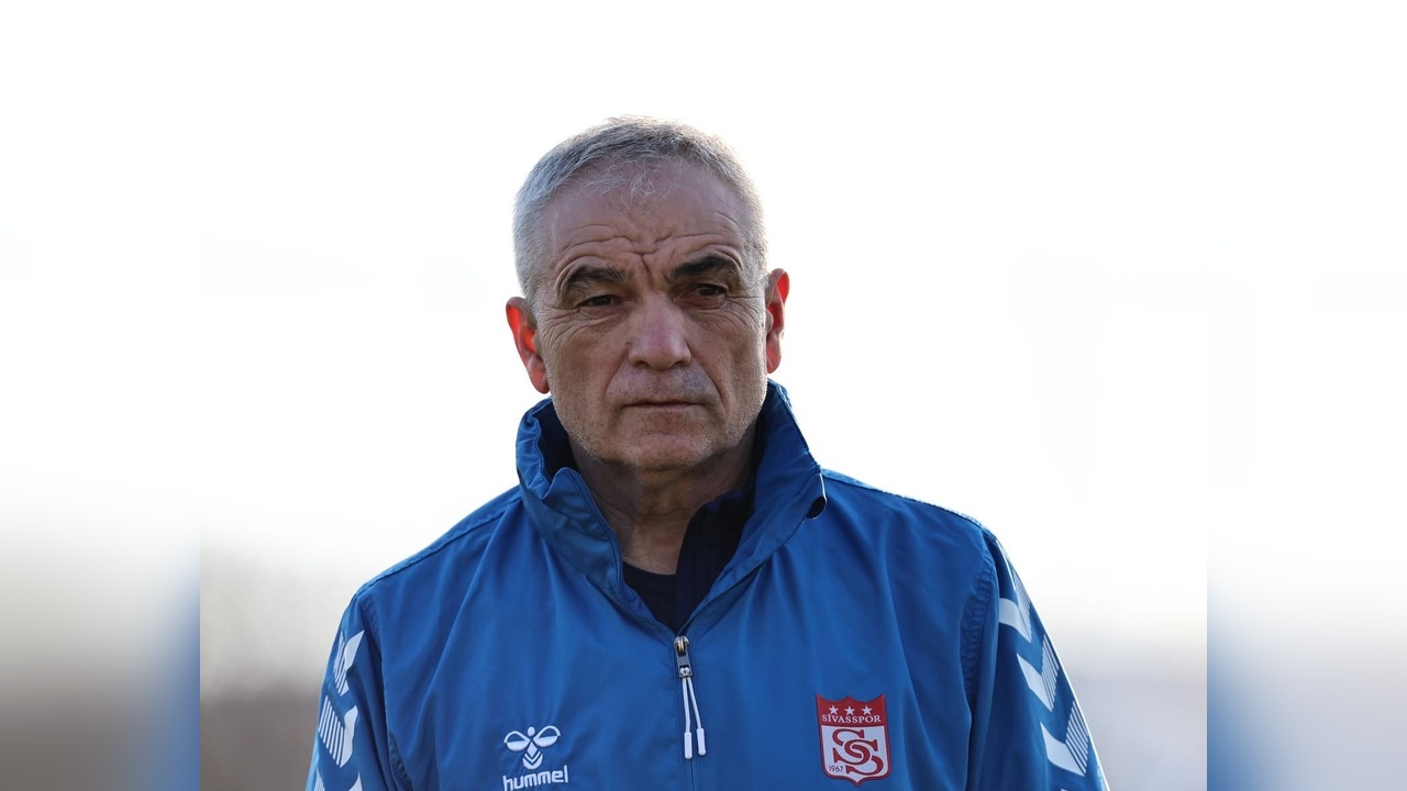 Rıza Çalımbay, Sivasspor ile İlk Antrenmanına Çıktı