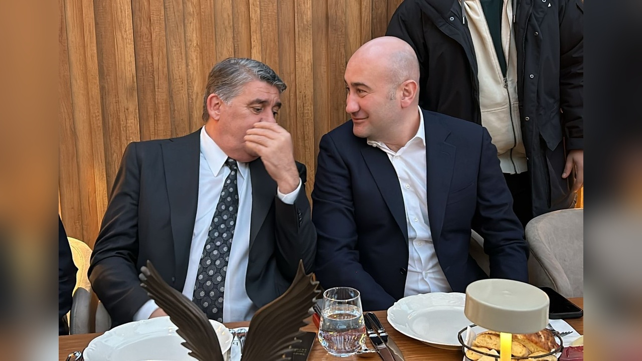 Serdal Adalı ve Hüseyin Yücel İftar Yemeğinde Bir Araya Geldi