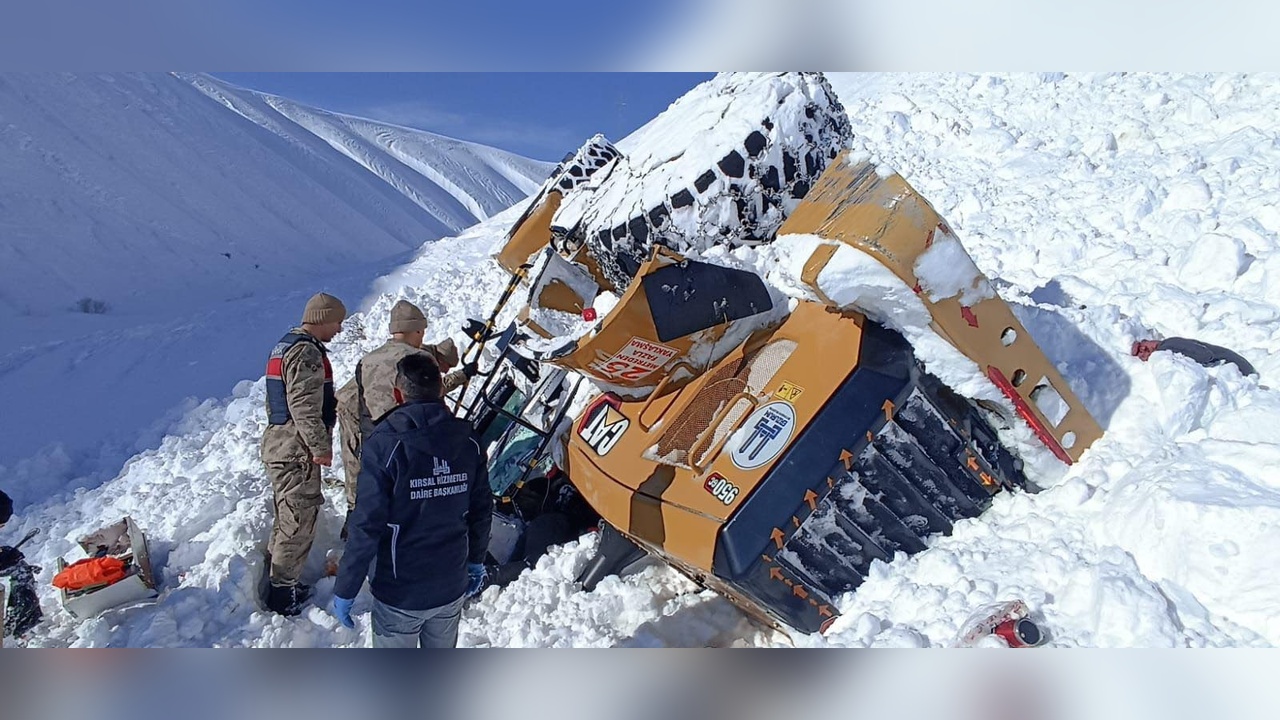 AFAD, çığ felaketinde hayatını kaybedenlerin ailelerine destek sağlıyor