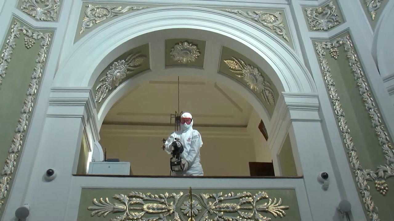 Hırka-i Şerif Camii Gül Suyu ile Temizlendi, Ziyarete Açılıyor