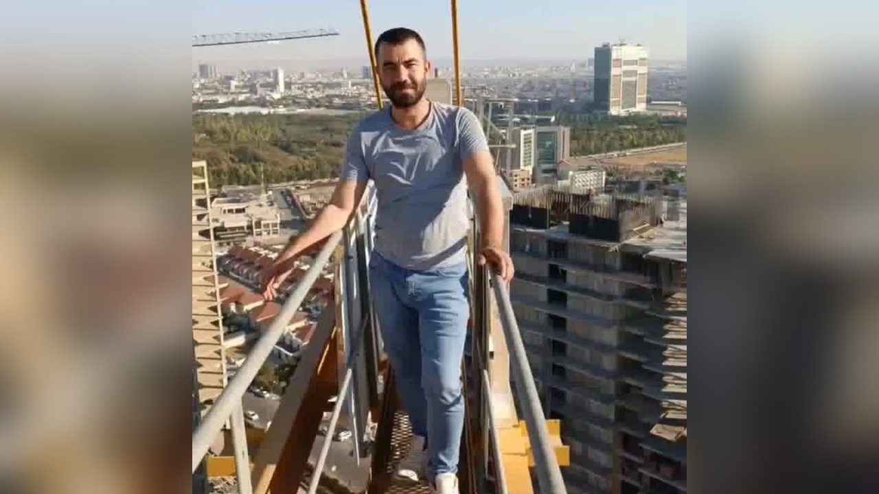 Kule Vinç Devrildi: Şantiye Operatörü Hayatını Kaybetti