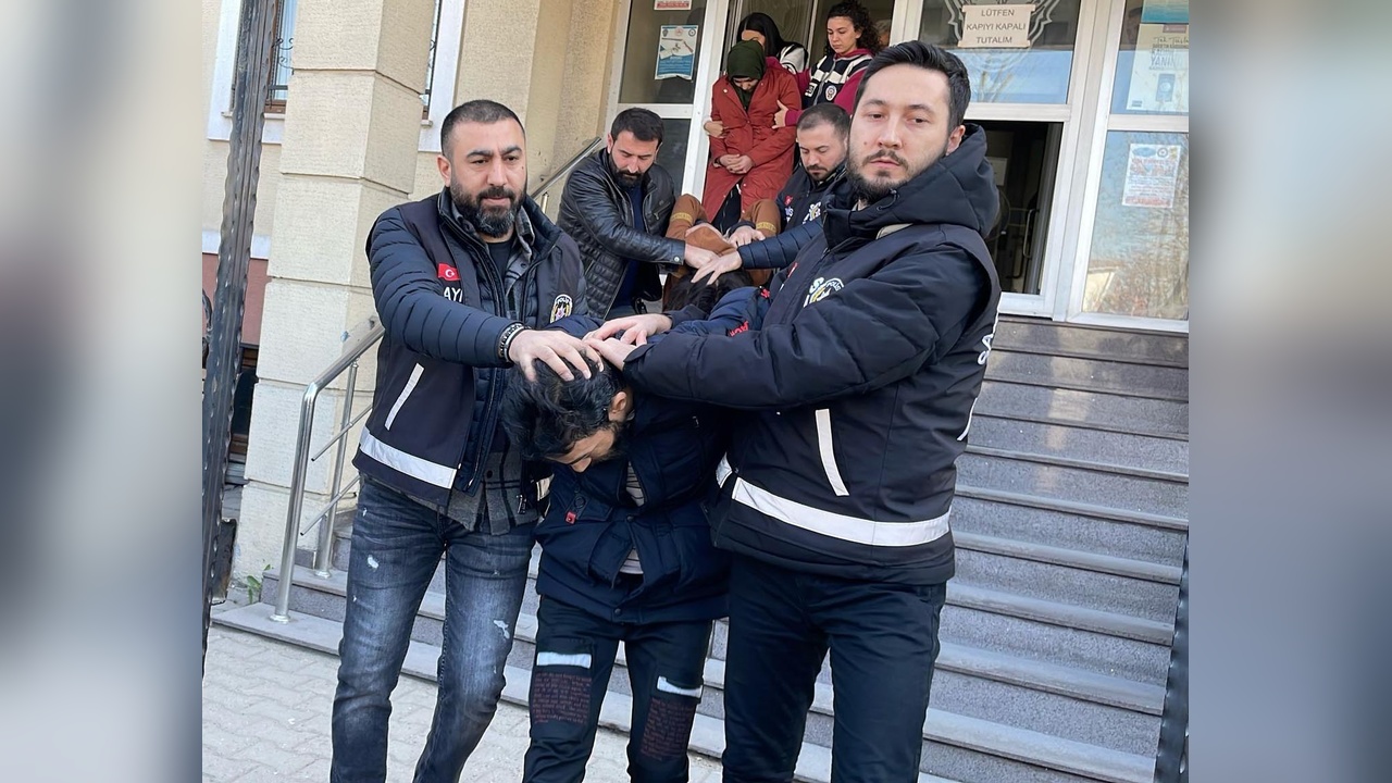 Hamile Kadının Ölümüyle İlgili Eşi ve İki Şüpheli Adliyeye Sevk Edildi