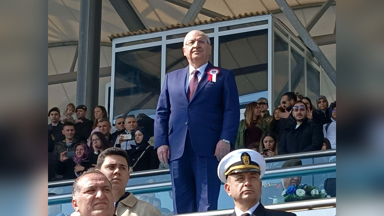Bakan Güler'den PKK'ya Silah Teslimi Çağrısı