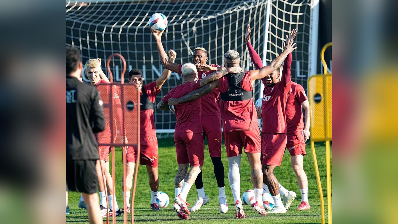 Galatasaray, Alanyaspor Maçı İçin Belek'te Hazırlık Yapıyor